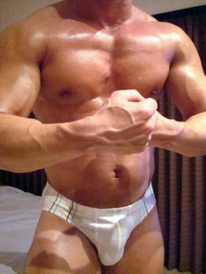 Singles muscle men nepa